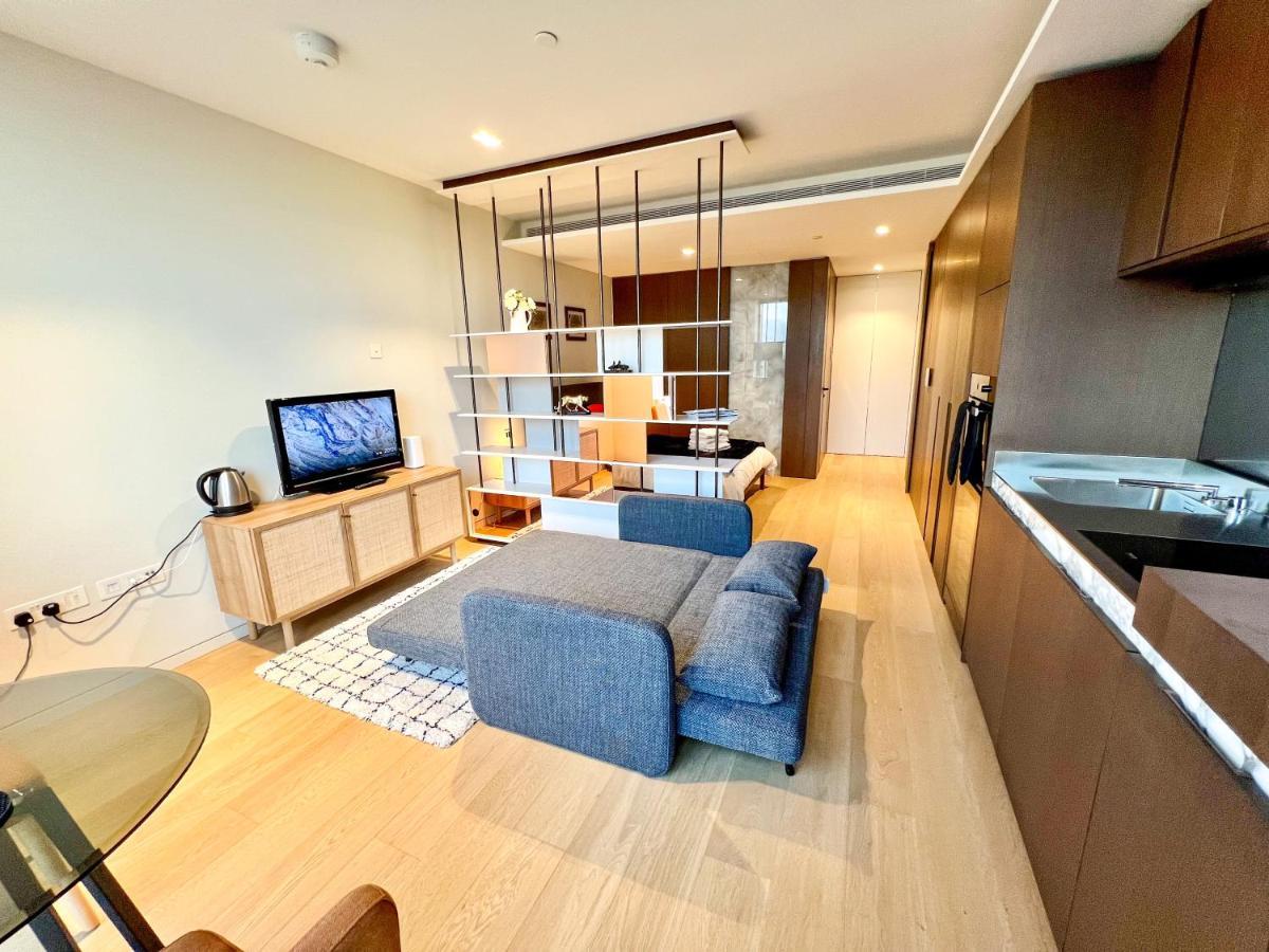 Deluxe Entire Studio Next To Eye & Trafalgar Square Hotel de apartamente