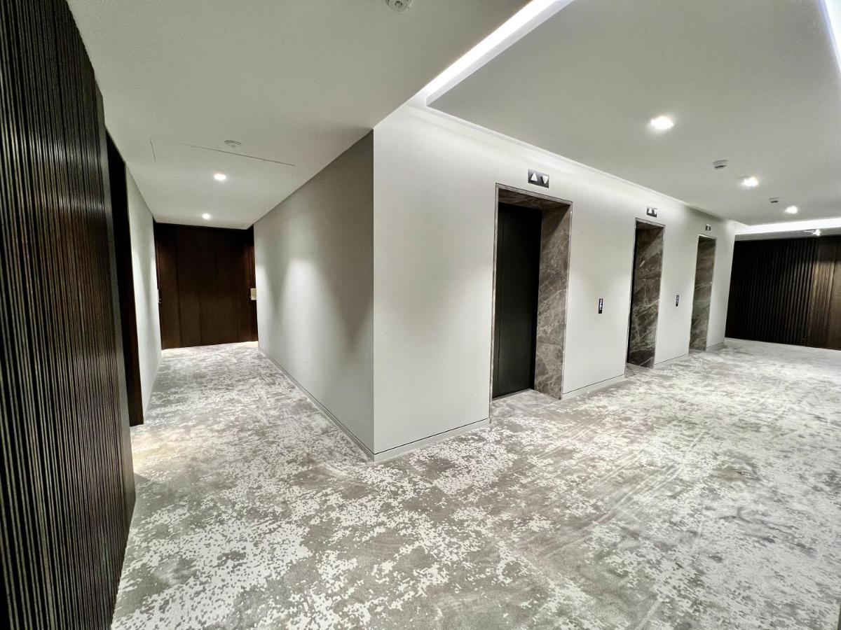 Deluxe Entire Studio Next To Eye & Trafalgar Square Londra