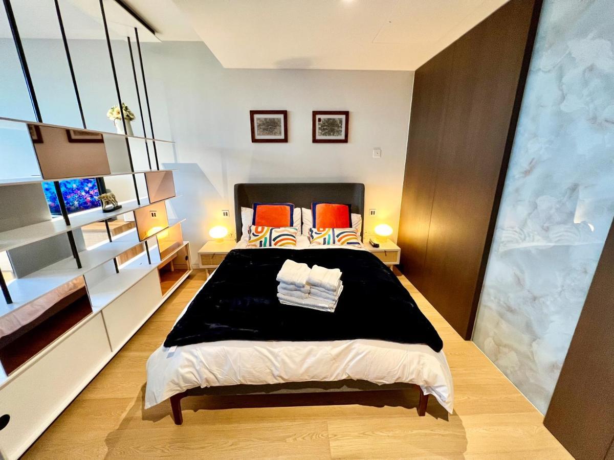 Deluxe Entire Studio Next To Eye & Trafalgar Square Londra