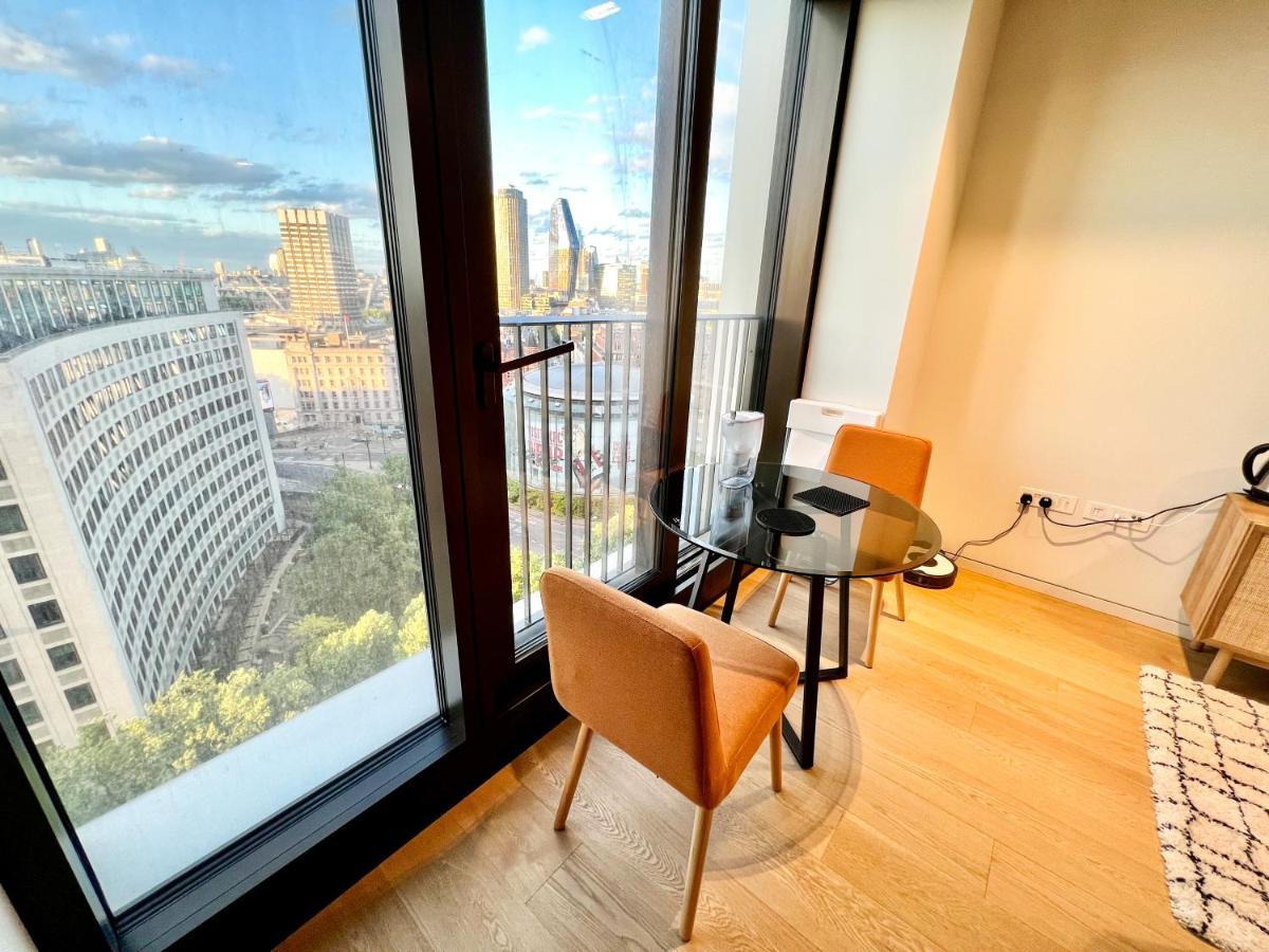 Deluxe Entire Studio Next To Eye & Trafalgar Square Hotel de apartamente